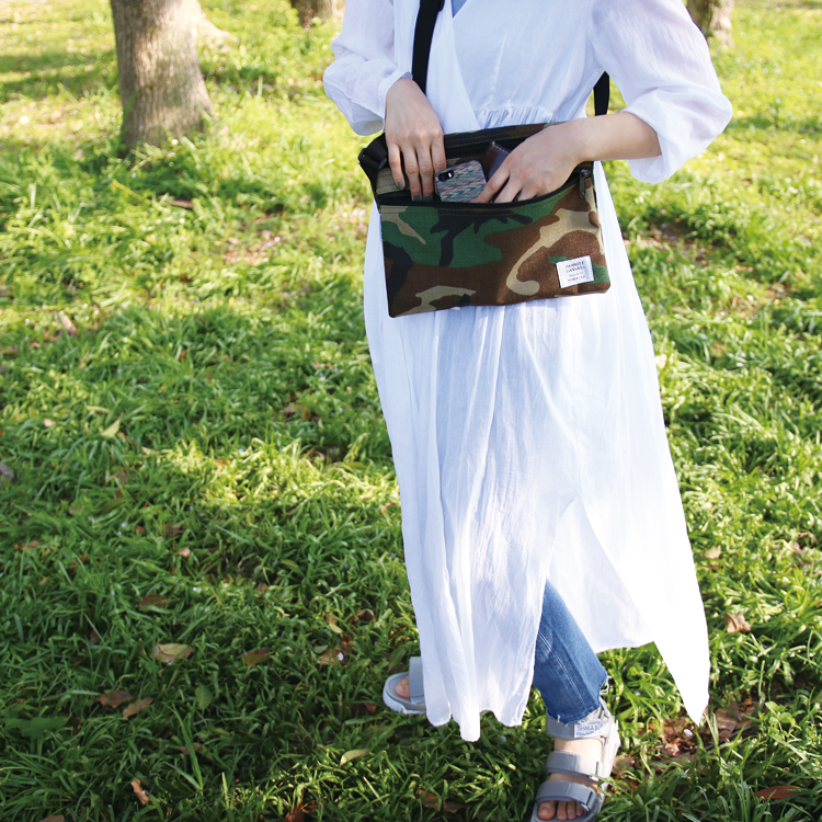 サコッシュ,バッグ,パロットキャンバス,アウトドアバッグ,バッグインバッグ,ジーンズファクトリー