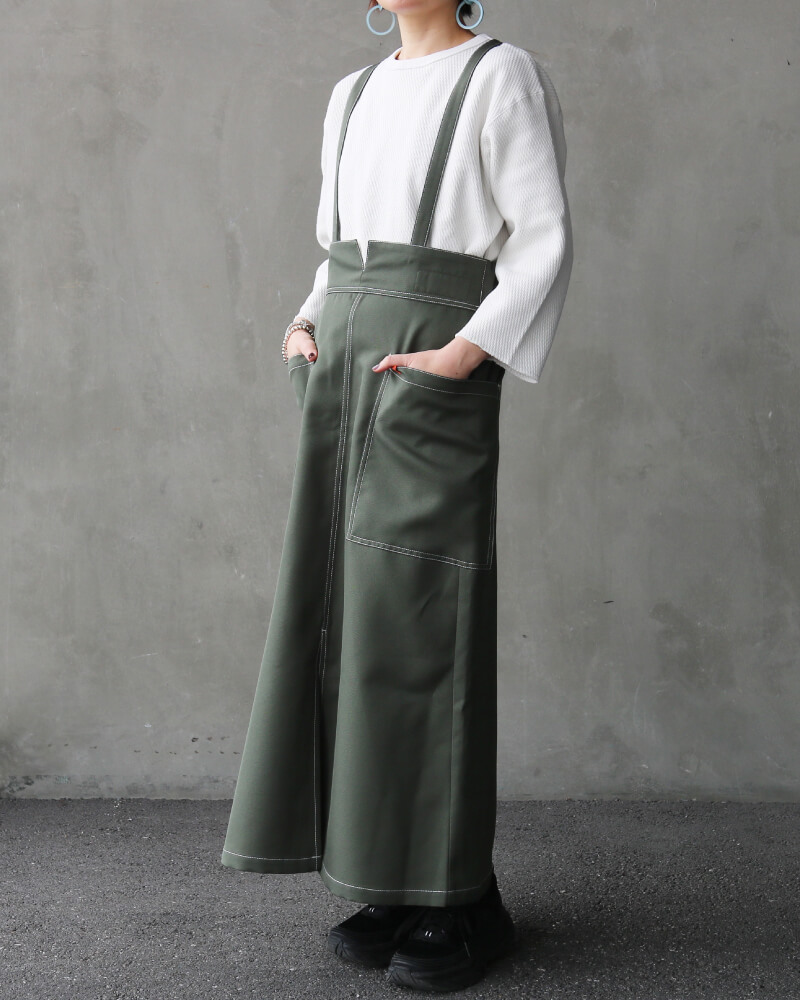 別注のハイウエストベイカースカートです。