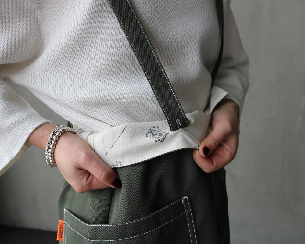 取り外し可能なサスペンダーです。