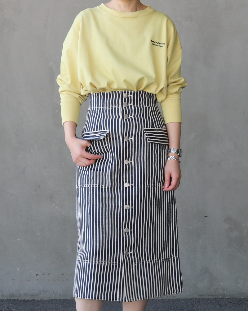 ビューティフルピープルのリネンスカートです。