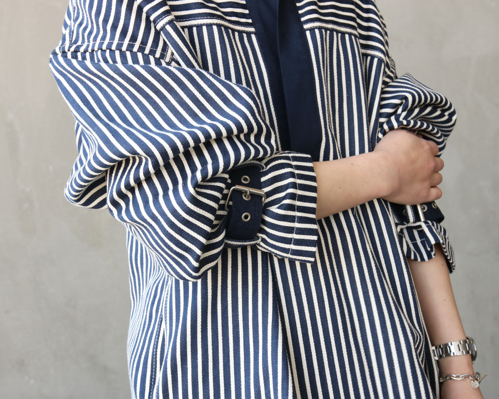 ビューティフルピープルのリネンワンピースのディティールです。