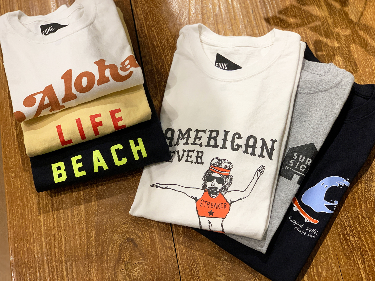 ファングのメンズTシャツです。