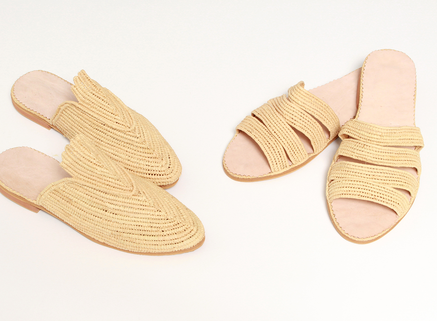 カプセルのラフィアシューズです。