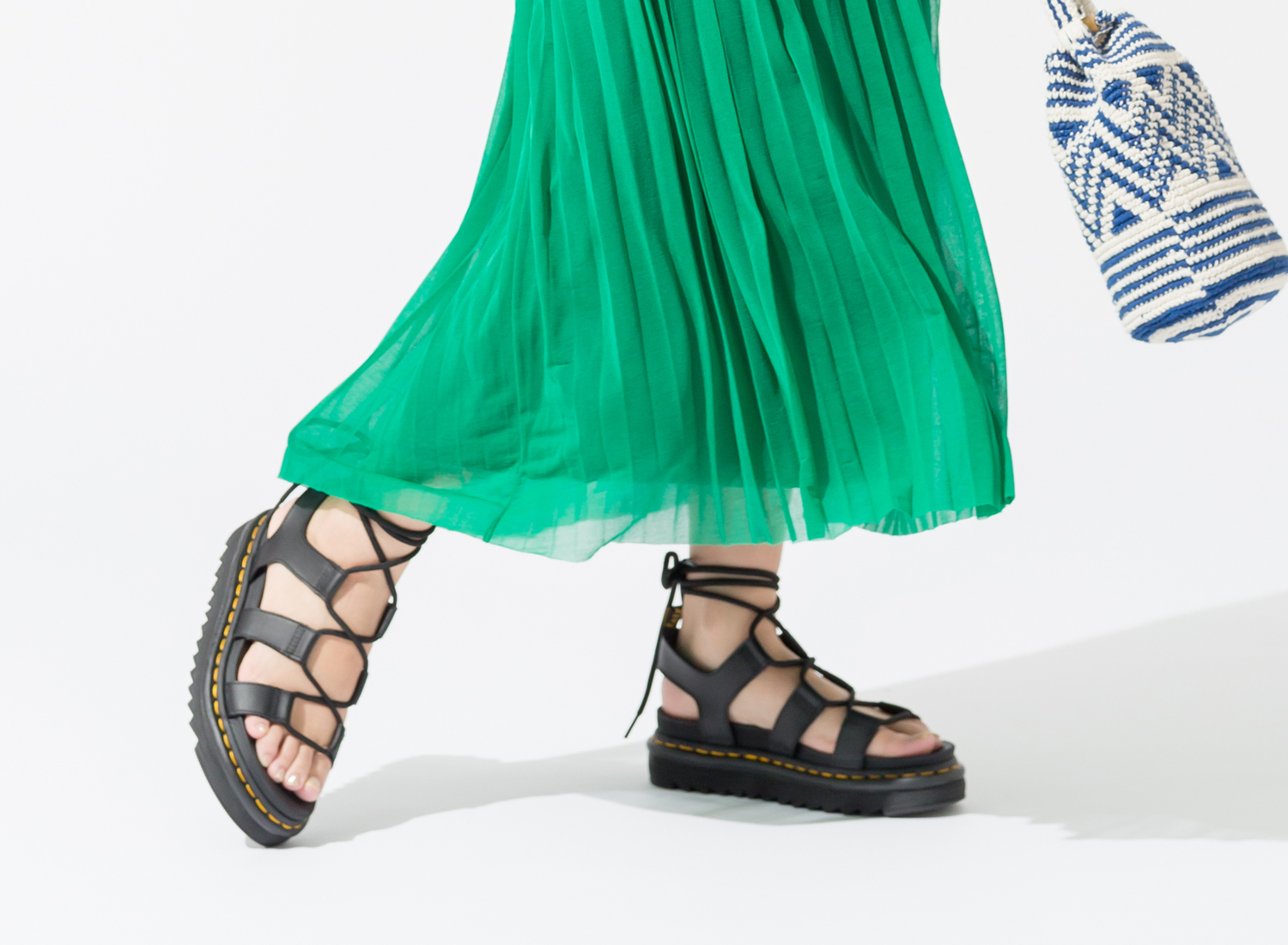 Dr.Martens(ドクターマーチン) この夏狙うべきレザーサンダル