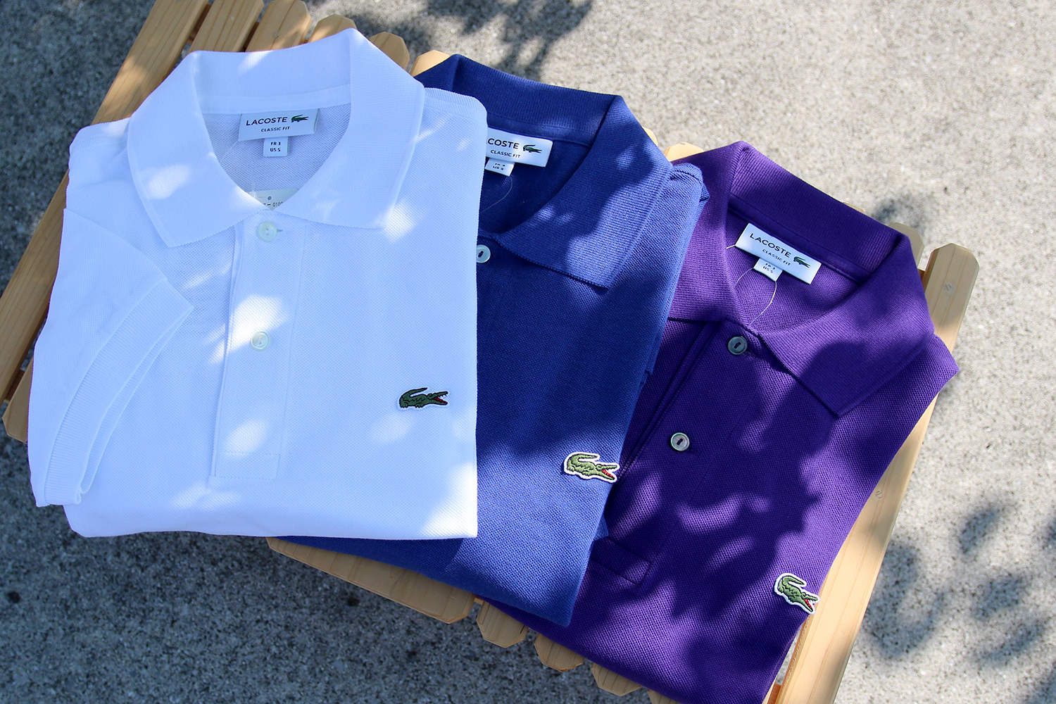 ラコステのポロシャツです。