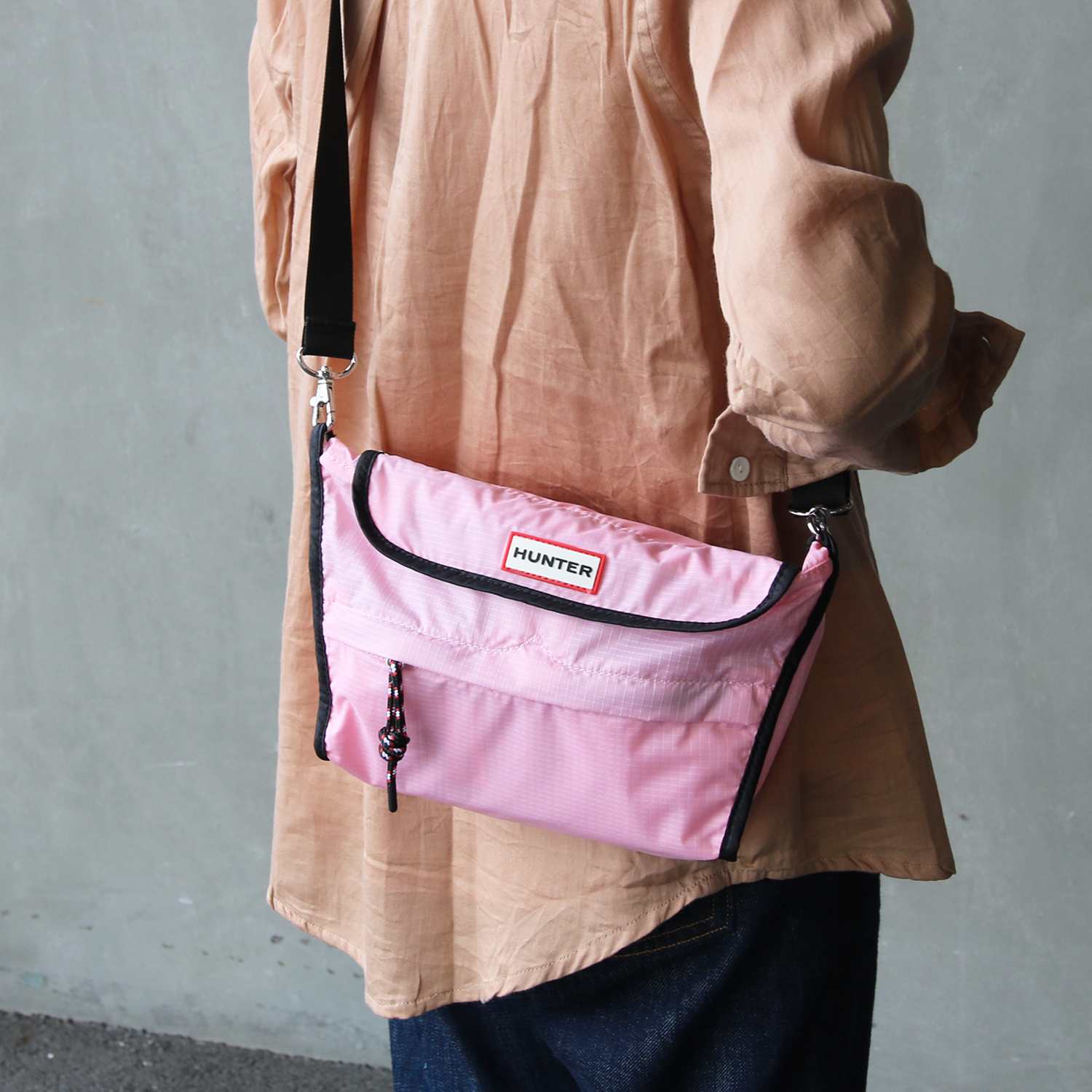 ハンターのマルチファンクションポーチです。