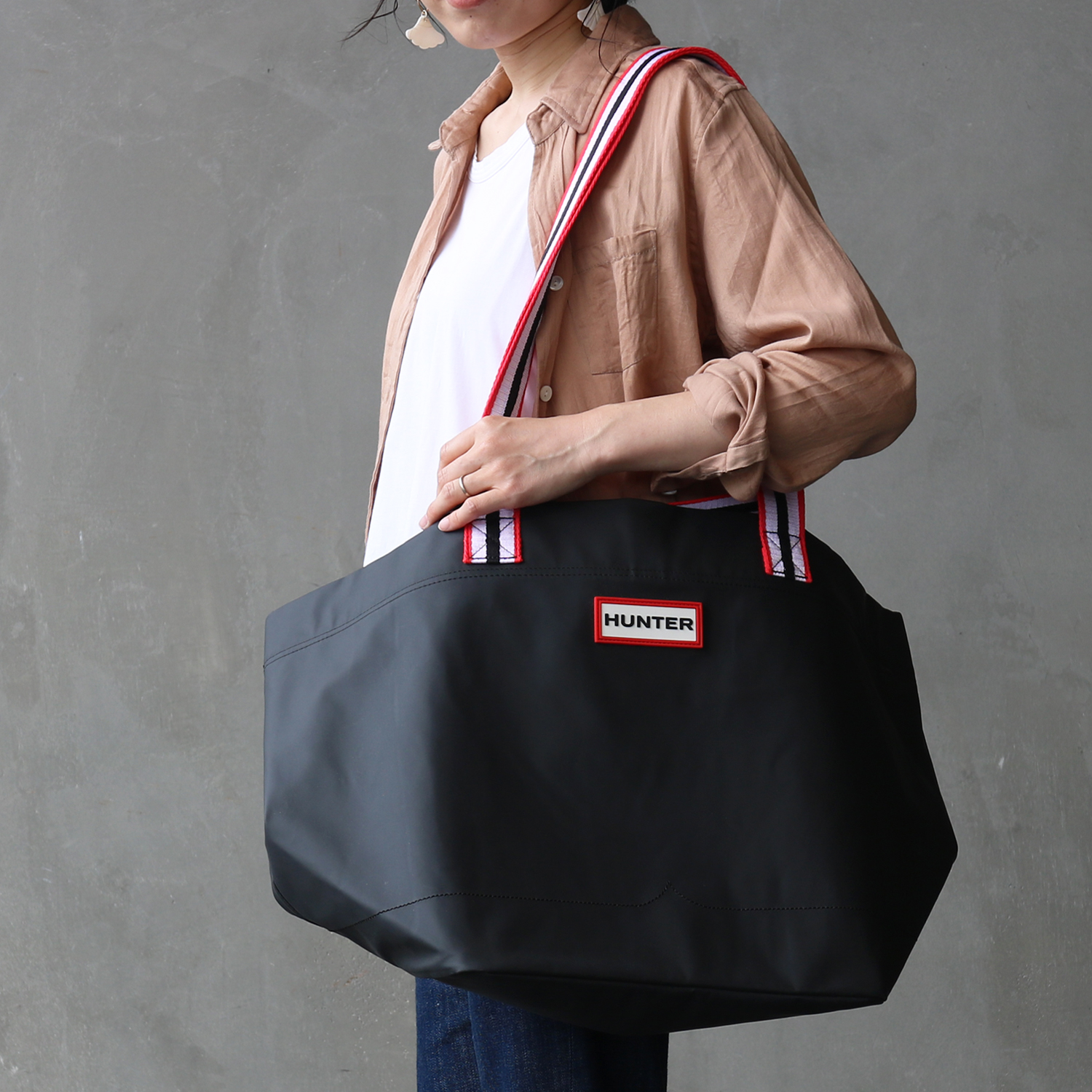 ハンターのラバライズドトートです