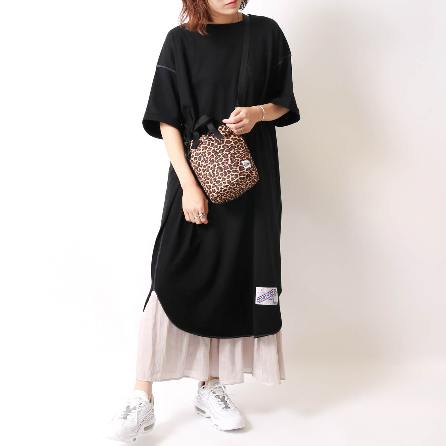 アメリカーナのジーンズファクトリー別注ワンピースです。