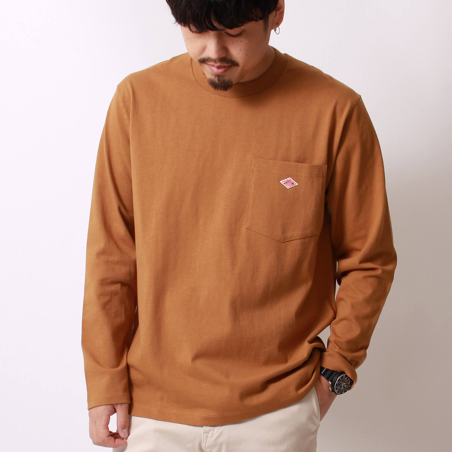 Danton ダントン 秋カラーのtシャツ 小物 Jeans Factory ジーンズファクトリー 公式サイト Danton ダントン 秋カラーのtシャツ 小物 Jeans Factory ジーンズファクトリー 公式サイト