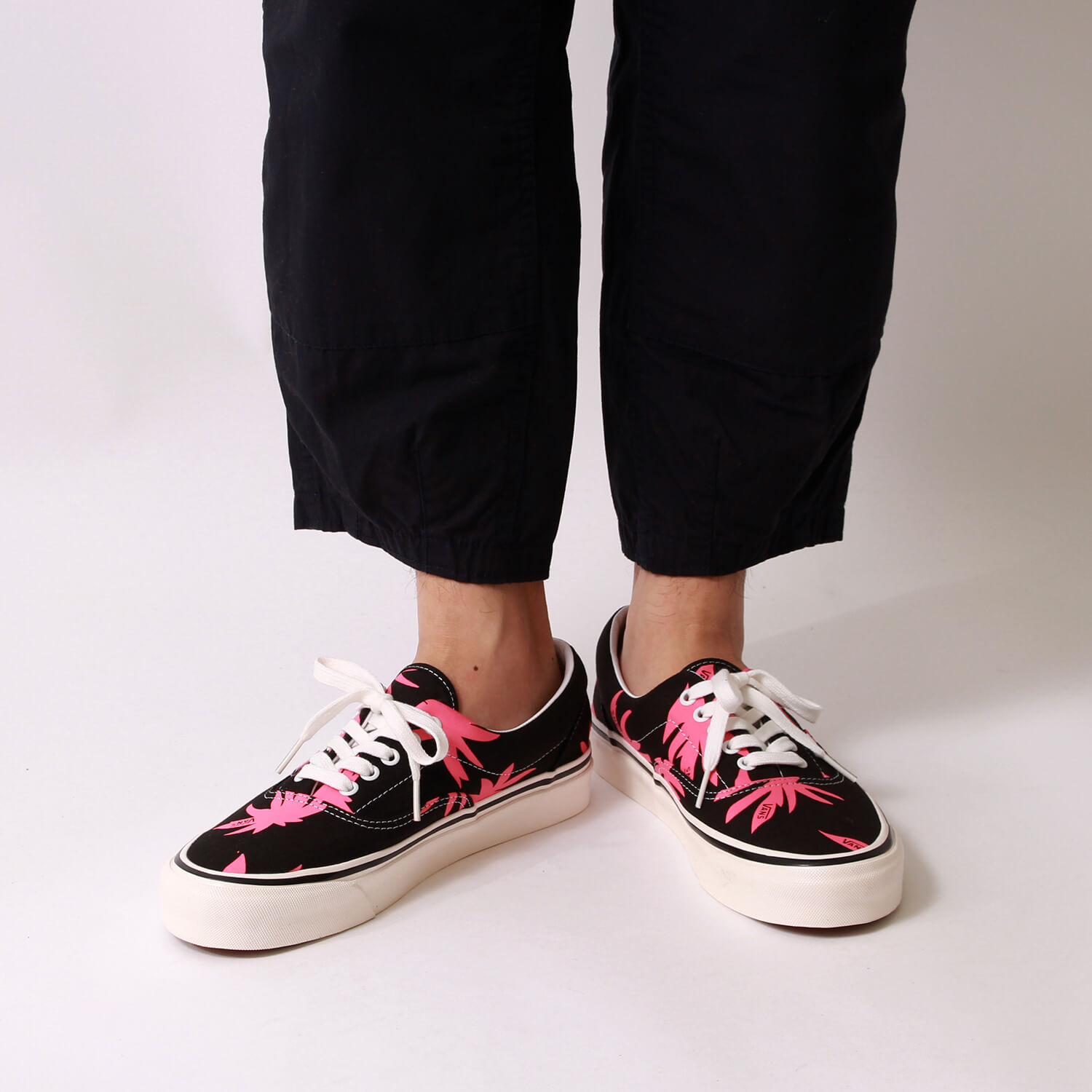 VANS バンズ エラ ERA 95 DX VN0A2RR1VY8 のスニーカーです。