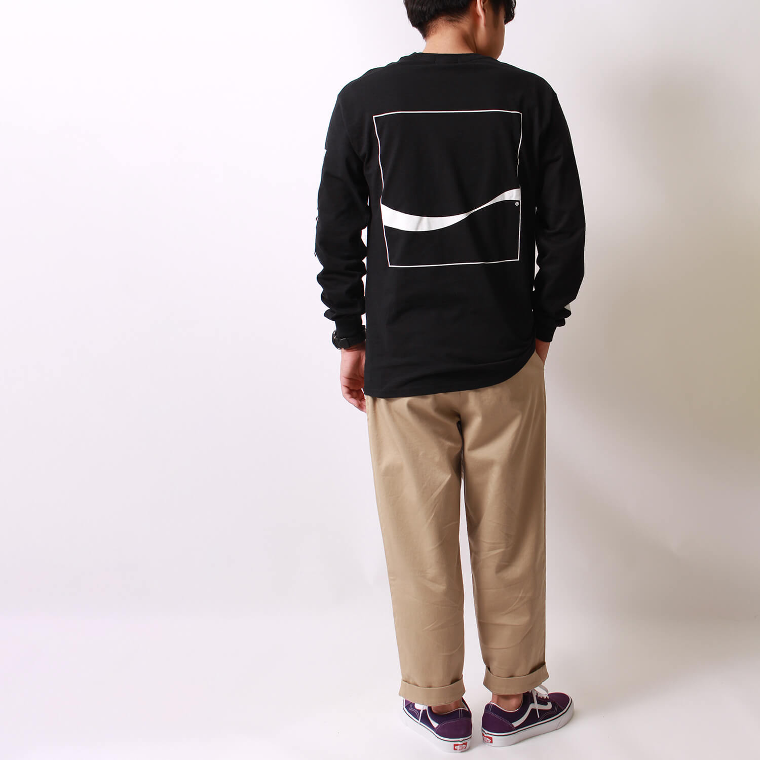 VANS バンズ オールドスクール VN0A4BV5V7F のスニーカーです。