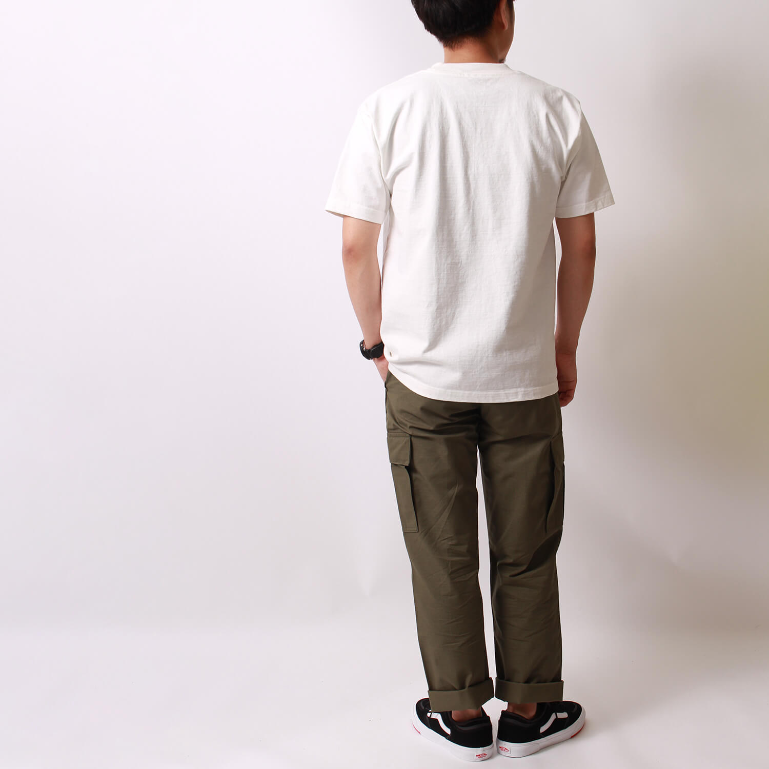 VANS バンズ ローリークラシック VN0A4BTTSK5 のスニーカーです。