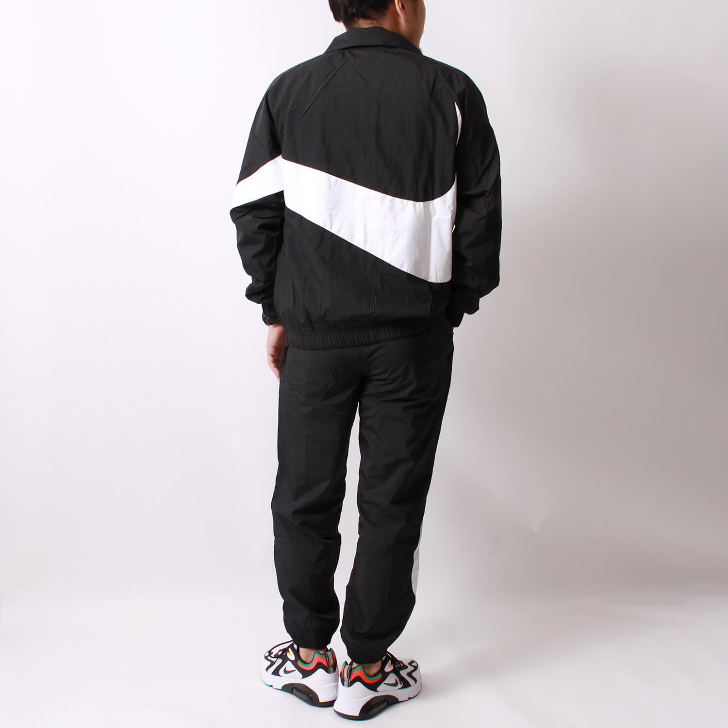 NIKE(ナイキ)で魅せるスポーツファッション｜JEANS FACTORY（ジーンズ 