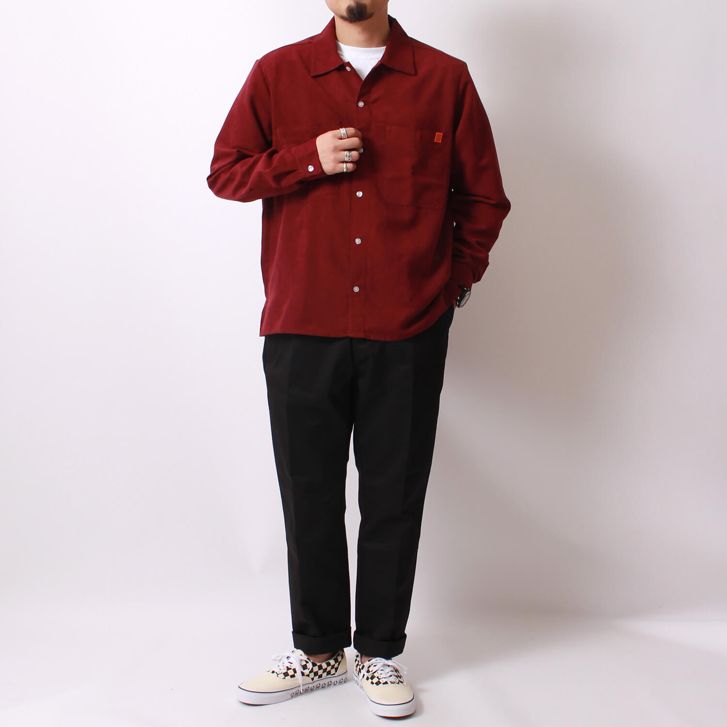 UNIVERSAL OVERALL(ユニバーサルオーバーオール)のオープンカラーシャツです。