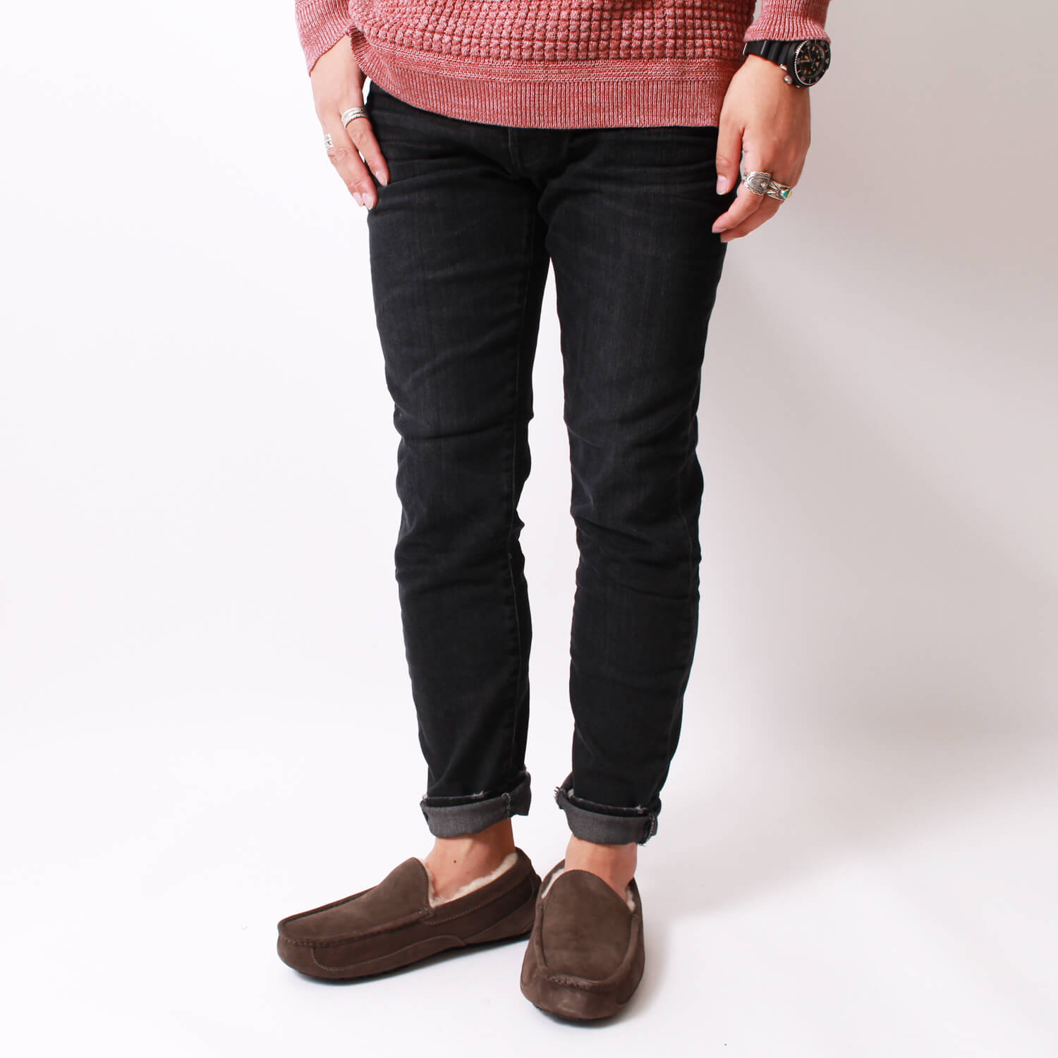 レッドカードのデニムです。