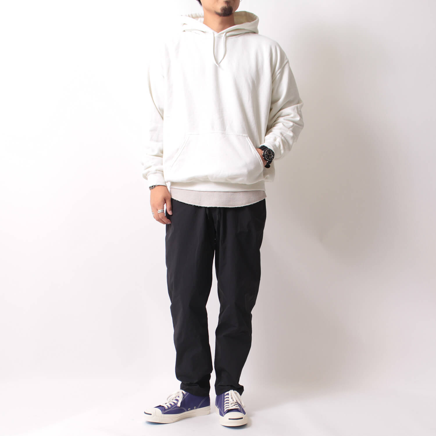 ワッフル素材のカットソーです。