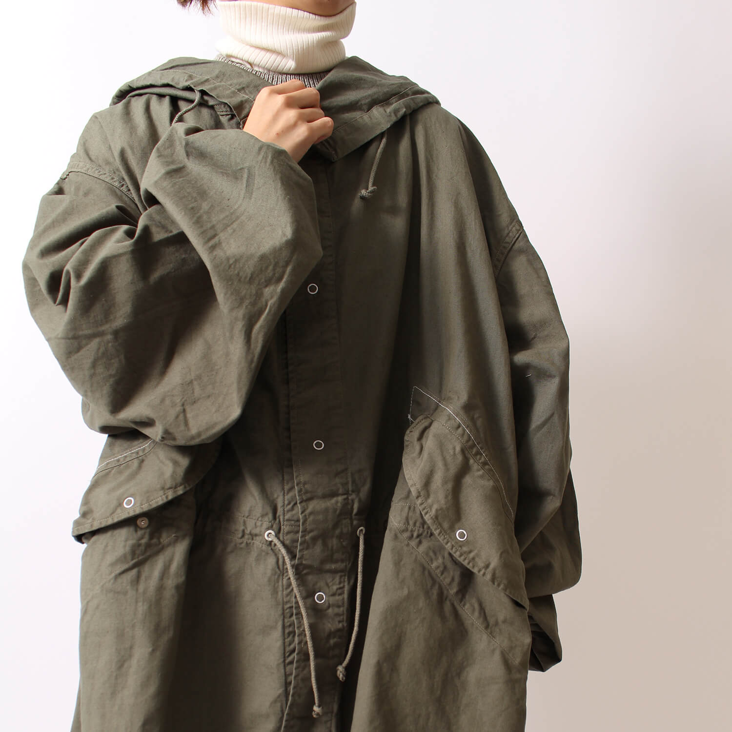 ミリタリースノーパーカーです。