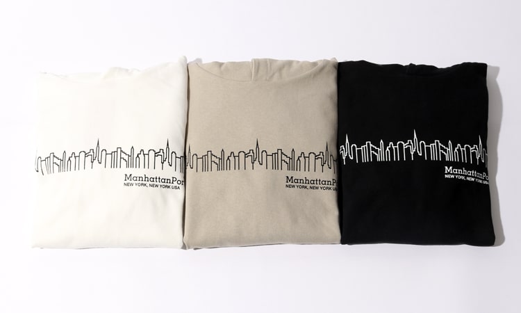 ジーンズファクトリーに入荷した2020春夏マンハッタンポーテージのスカイラインロゴのスウェットパーカーです。