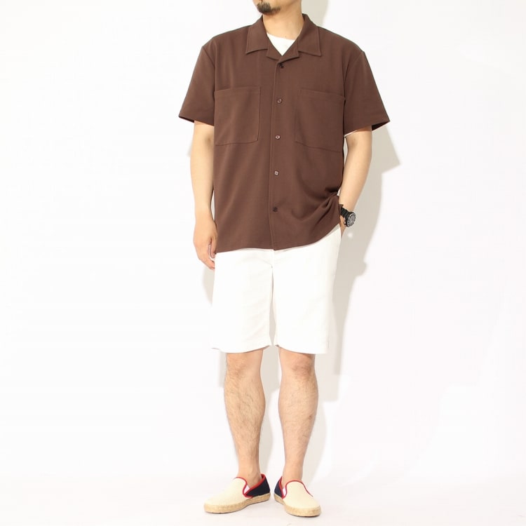 夏の鉄板コーデ！ショートパンツのシーン別着こなし提案、BETTY SMITH/ベティスミスの綿麻プリペラショートパンツを使ったコーディネートです。