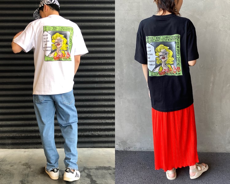 アートプリントが大人な雰囲気たっぷりのバックプリントTシャツのコーディネートです。