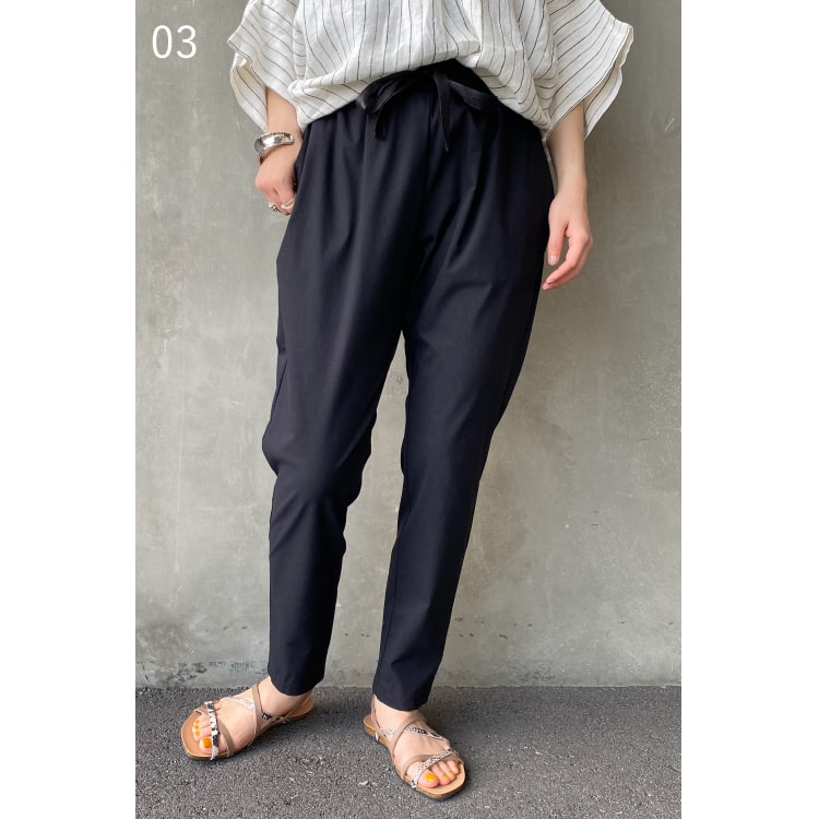 リネン混＆ストレッチ素材で、清涼感抜群のジーンズファクトリークローズのバックラッシュリネンワイドパンツです。