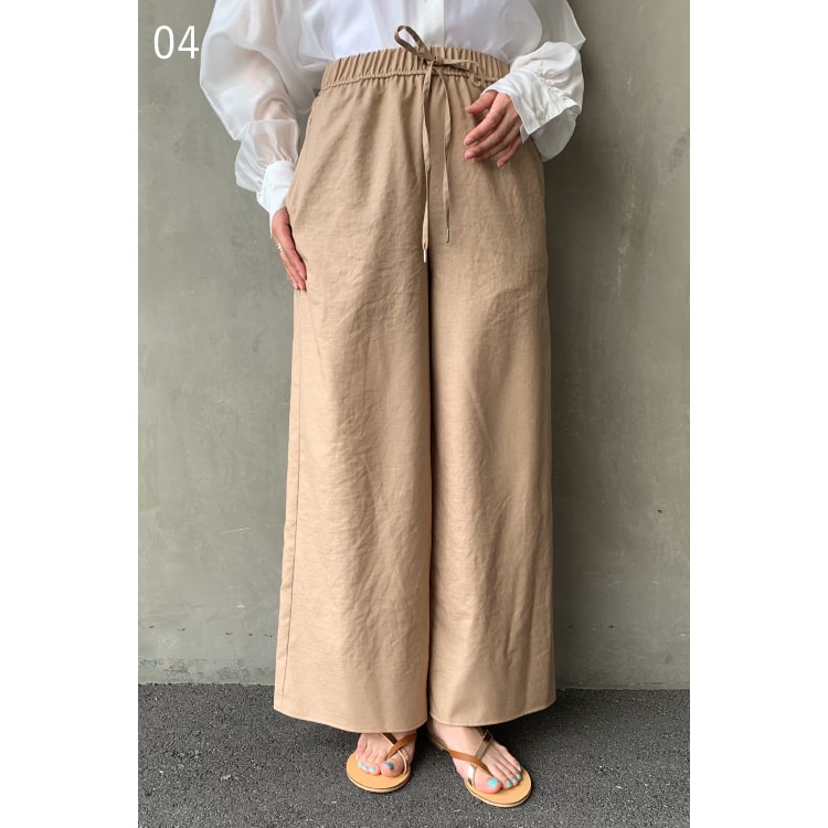 速乾性＆イージーケアに優れた夏に嬉しい素材のジーンズファクトリークローズのツイルタンブラーワイドパンツです。