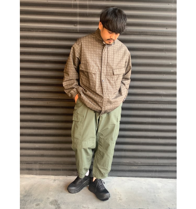 PROPPER [プロッパー] DARTS HEM パンツを使ったコーディネートです。