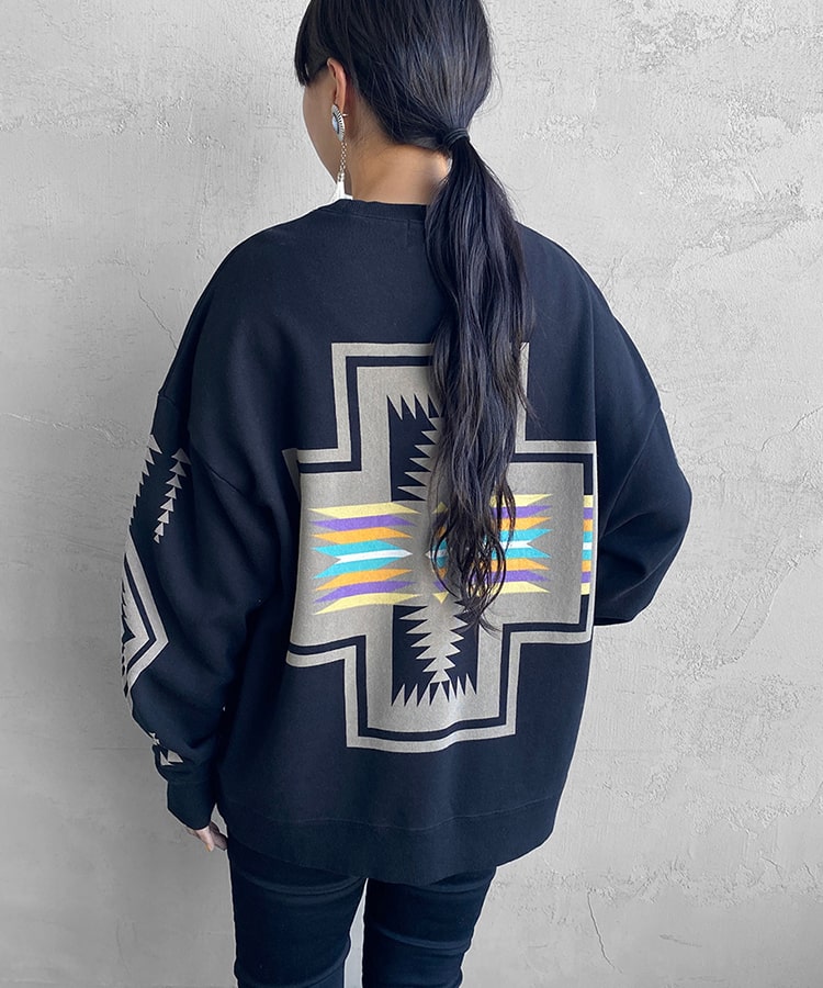 PENDLETON [ペンドルトン] 別注 ネイティブ柄 バックプリントクルーネックスウェット [2475-9205-JF]