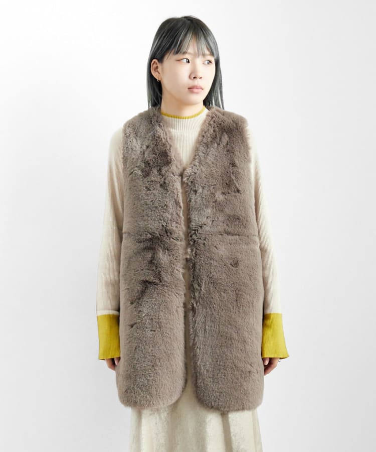Jeans Factory Clothes [ジーンズファクトリークローズ] エコファーリバーシブルベスト [330018]の着用画像です。