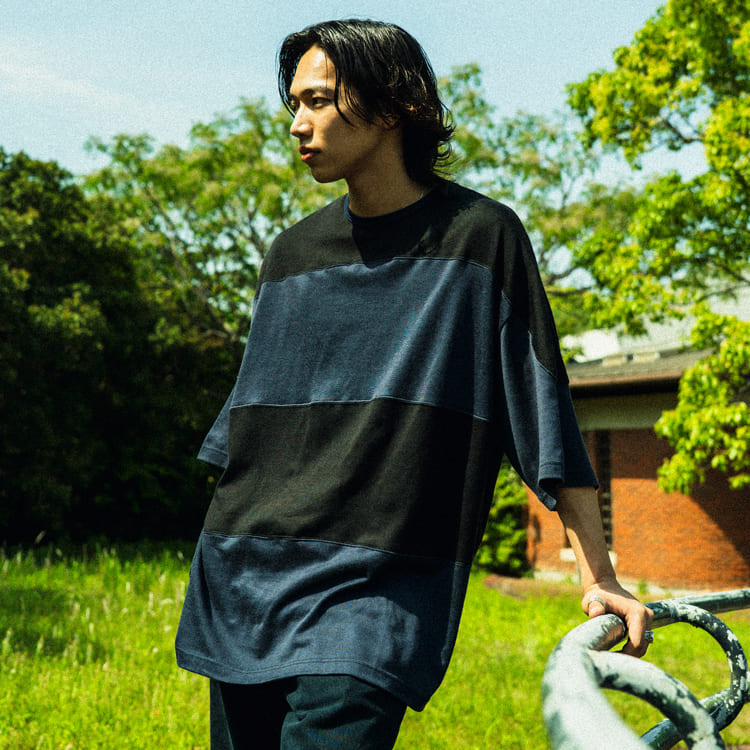 初となるNAME.(ネーム)との別注Tシャツ2型を5/30(金)より発売の特集のバナーです。