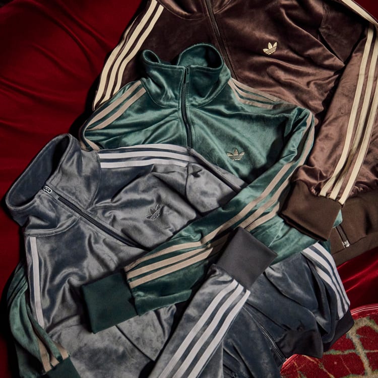 adidas originals　ベロア トラックジャケット Sサイズ 新品 ベロア トラックジャケット / ジャージ/ アディダスオリジナルス