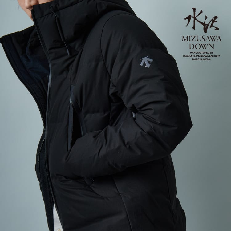 デサントが誇る「水沢ダウン」｜機能性・サイズ感など魅力のすべてをモデル別に解説のバナーです。