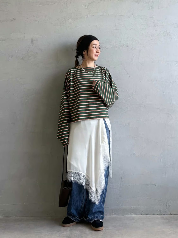ジーンズファクトリーの秋冬シューズのスタッフスナップ写真です。