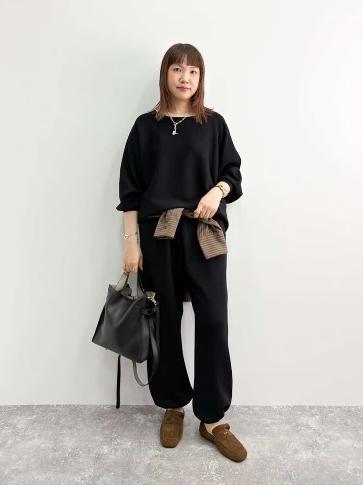 ジーンズファクトリーの秋冬シューズのスタッフスナップ写真です。