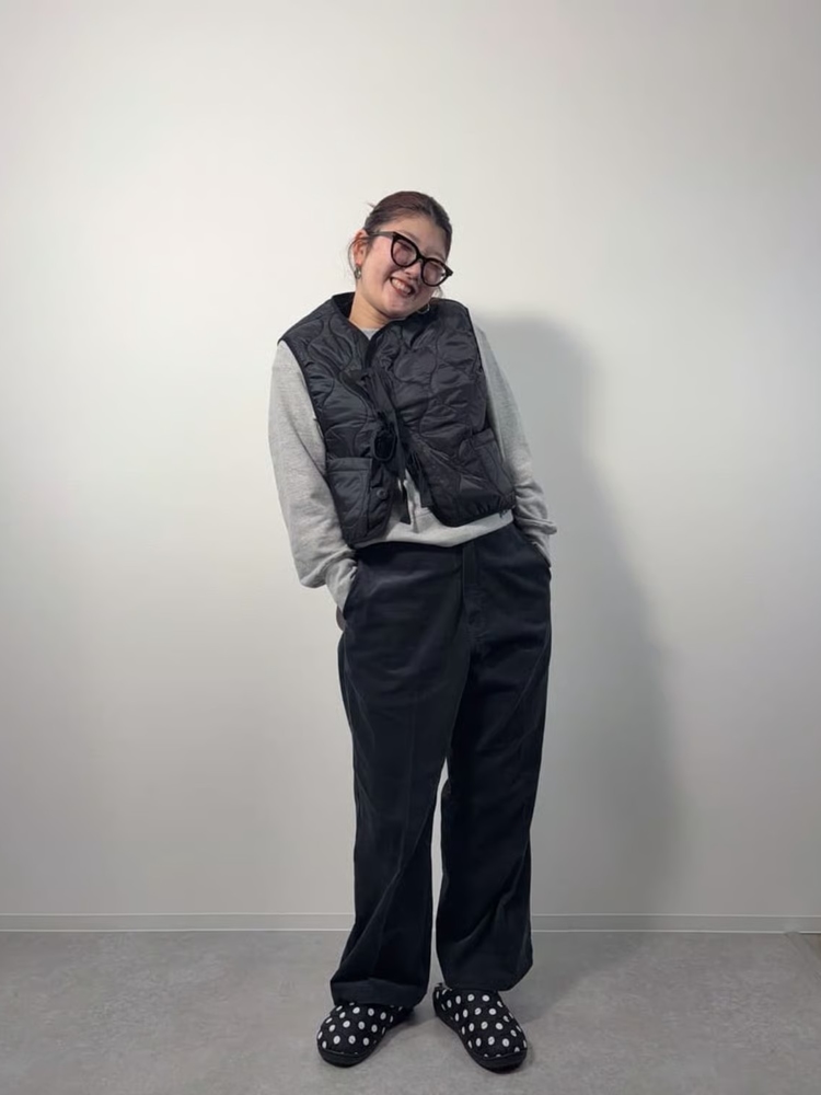 ジーンズファクトリーの秋冬シューズのスタッフスナップ写真です。