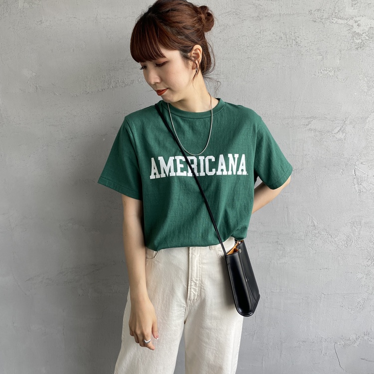 アメリカーナAMERICANA Tシャツ