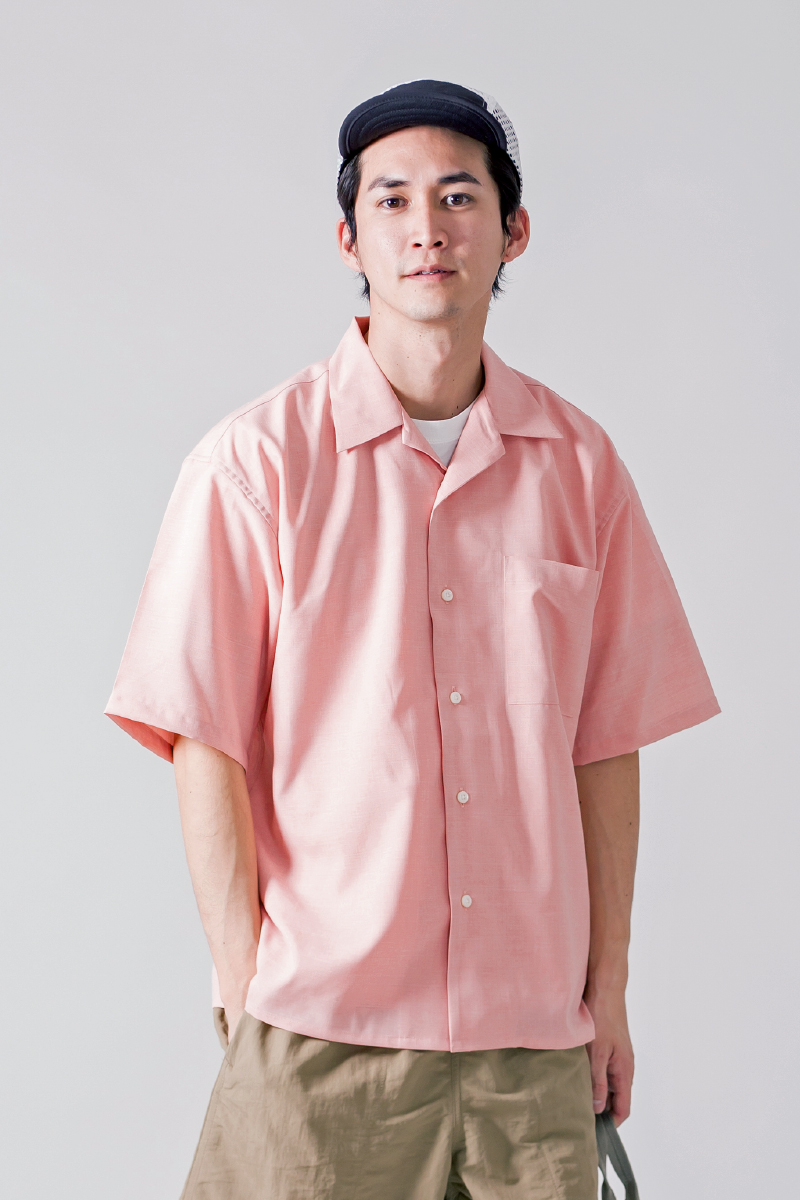 19SSアーバンアウトドアのシャツです。