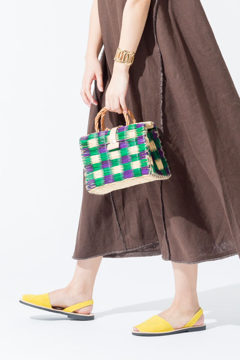 19SSリラックスリゾートのかごバッグとサンダルです。