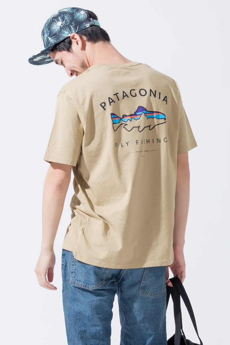 20SSアーバンアウトドアのパタゴニア メンズ フレームド フィッツロイ トラウト オーガニック Tシャツ 38529 です。