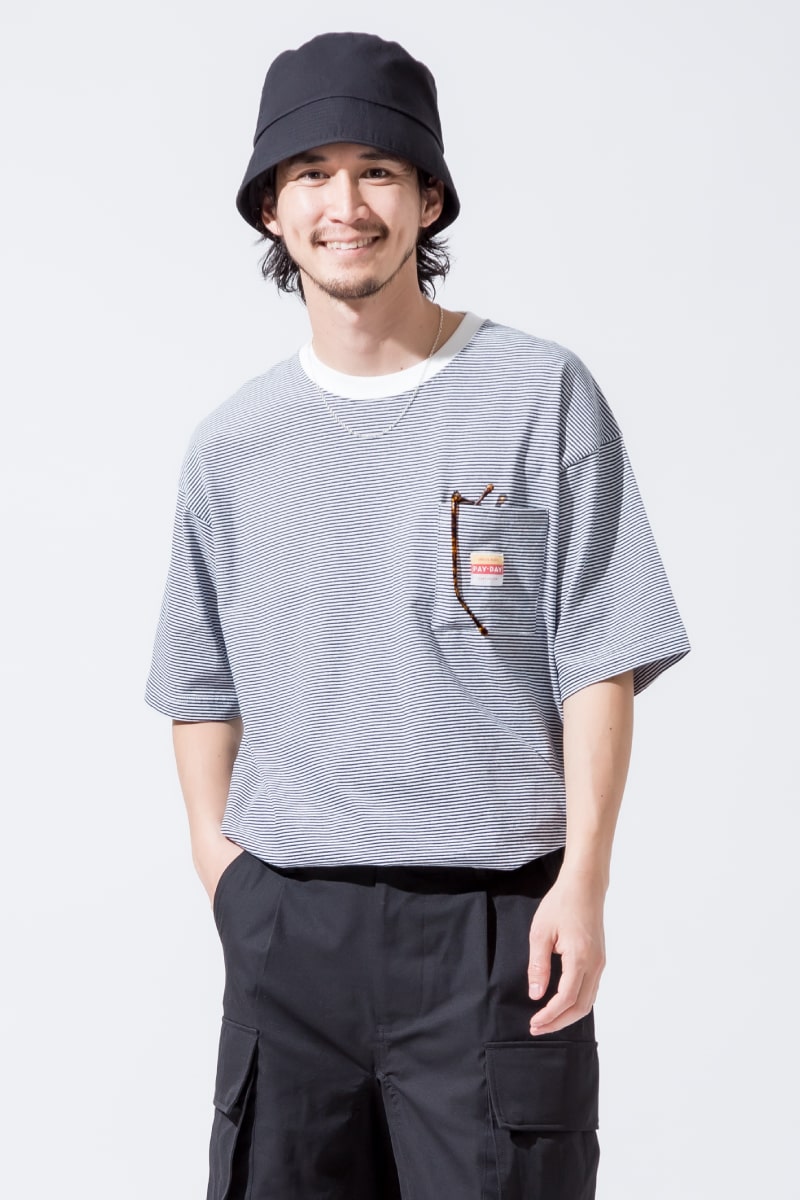 21SS テイストミックスのPAY DAY [ペイデイ] 別注 ロゴ付きリンガーボーダーTシャツです。