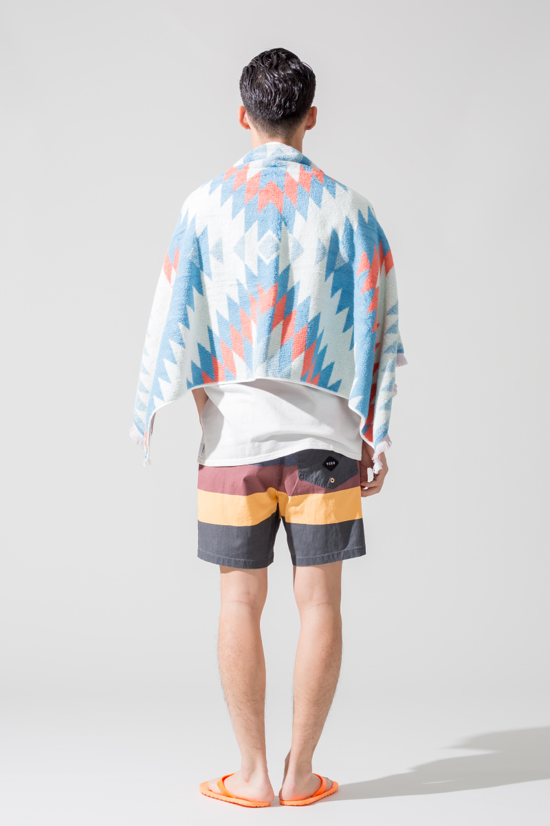 ロゴT,ショーツ,サーフ,サンダル,ビーチスタイル,2018春夏,サマースタイル,JEANS FACTORY,ジーンズファクトリー,通販,セレクトショップ,スタイリング